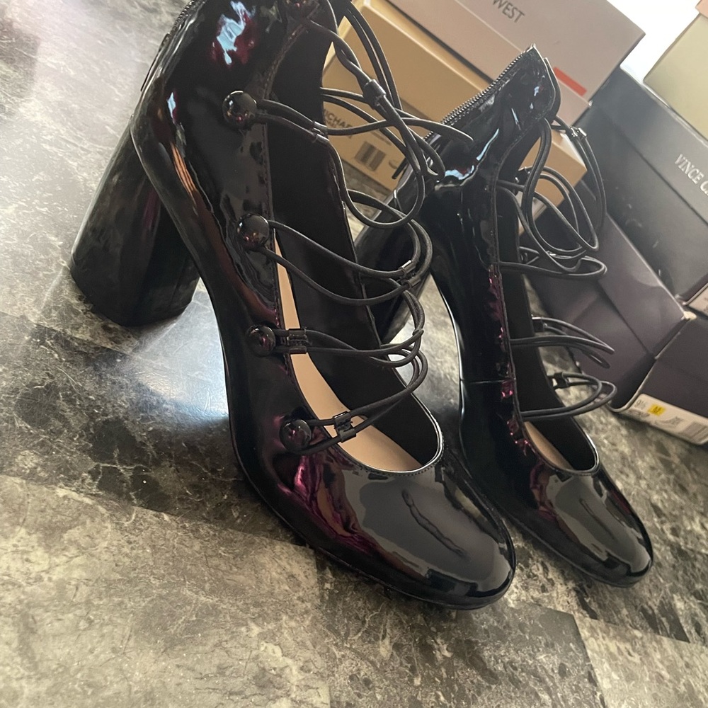 Cute Nine West shoes brand new
